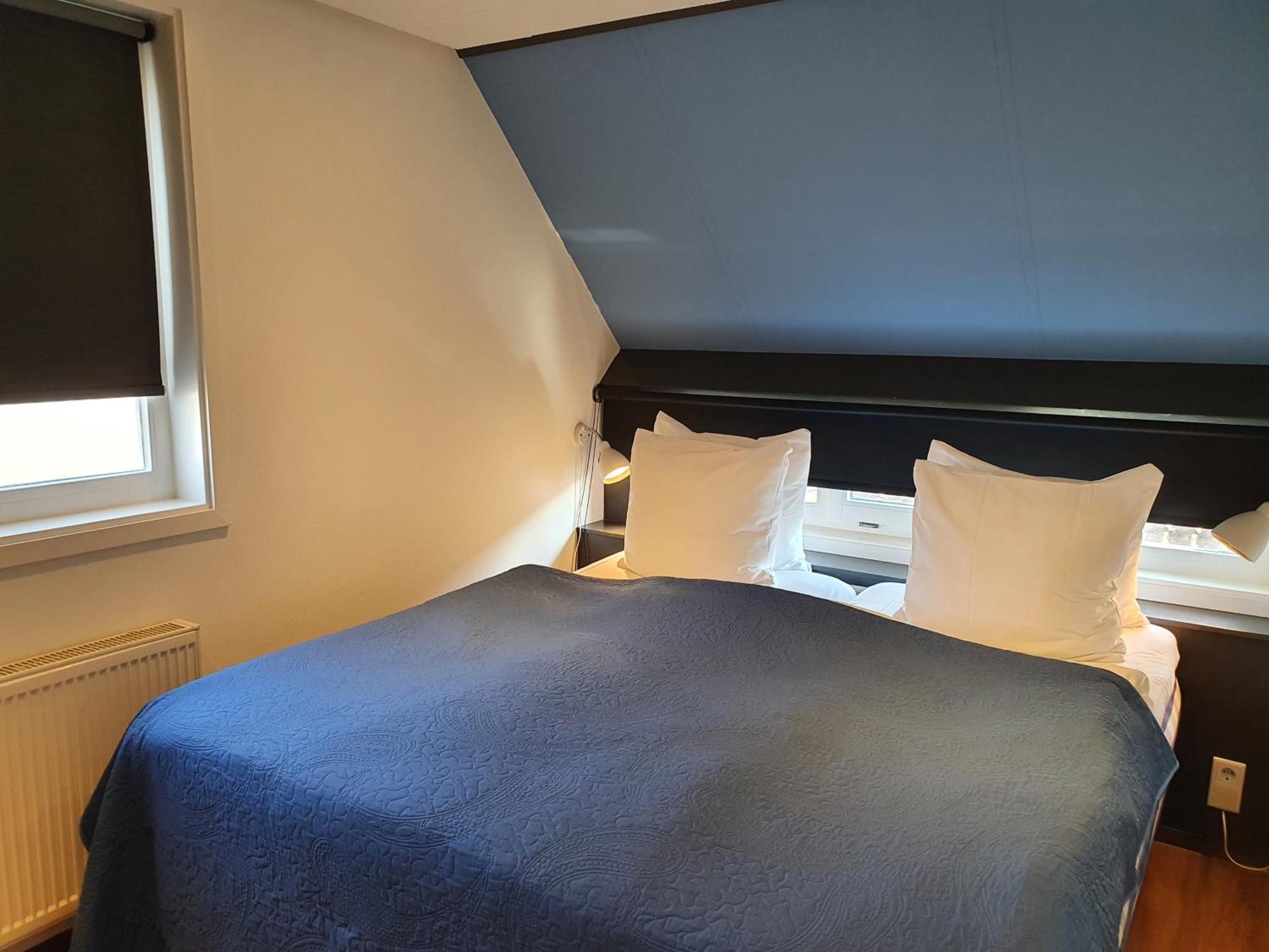 Badhotel Bruin Влиланд Екстериор снимка